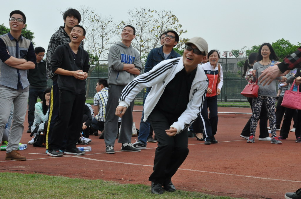 法学院第八届体育节暨田径运动会—教职工趣味赛